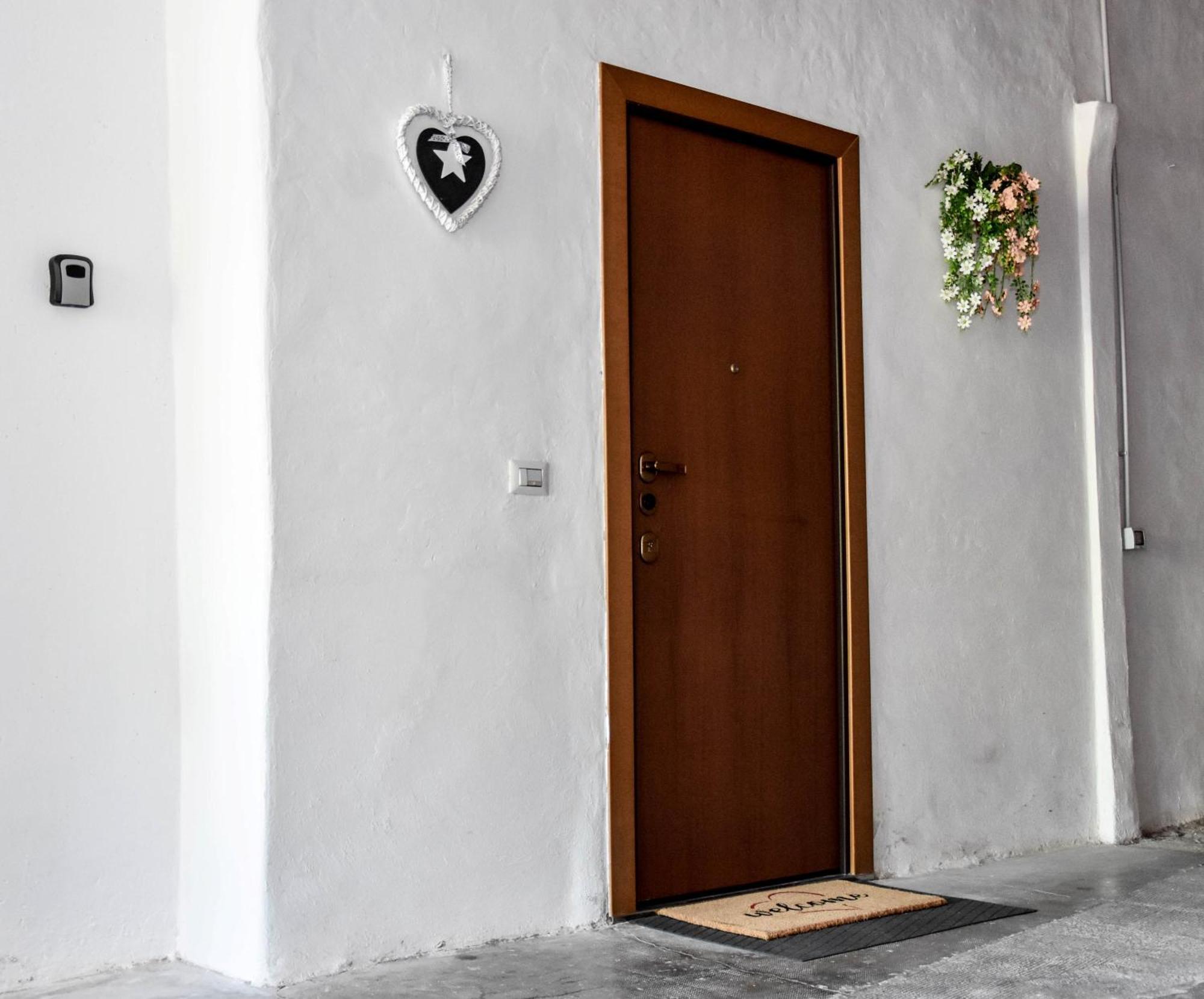 Tavernerio Villa Antonella, App. Vittoria מראה חיצוני תמונה