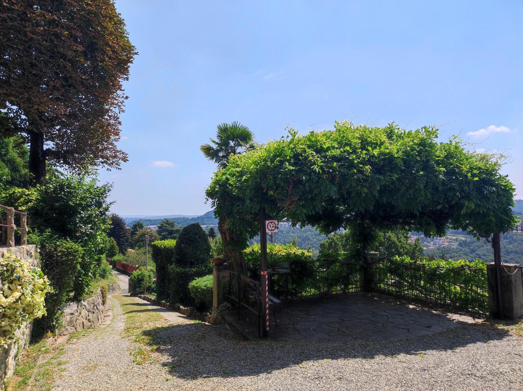 Tavernerio Villa Antonella, App. Vittoria מראה חיצוני תמונה